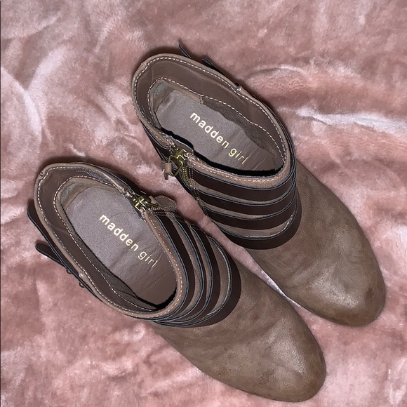Madden Girl brown booties,size 8 - Picture 3 of 5